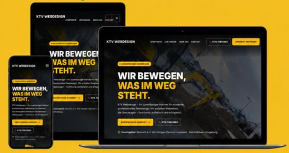 Website von Baggerbetrieb Akrap auf Laptop, Tablet und Handy: dunkles Baustellenfoto mit der Überschrift Wir bewegen, was im Weg steht in Weiß und Gelb